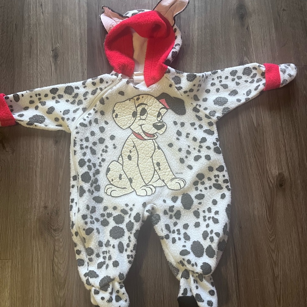 SOLD- Vintage 90’s 101 Dalmatian’s Kids One Piece